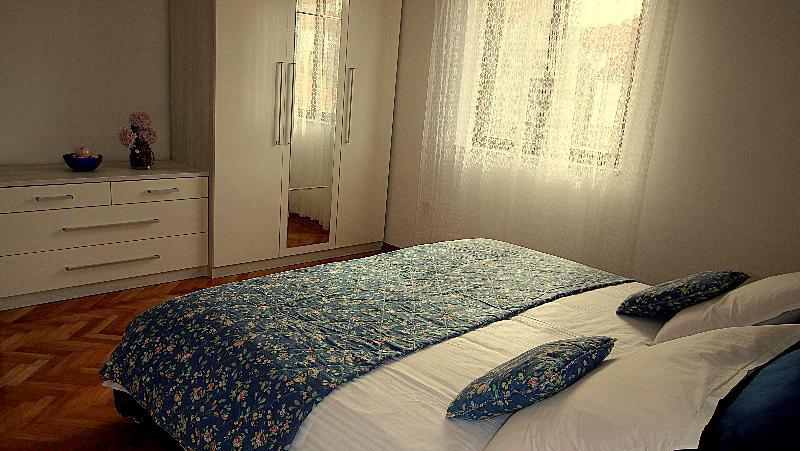 Villa Renipol Adults Only Sutivan Buitenkant foto